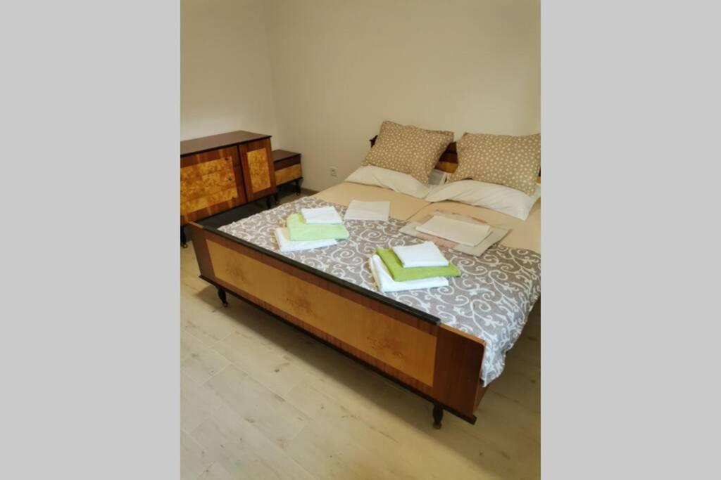 Apartman Danica Χέρτσεγκ Νόβι Εξωτερικό φωτογραφία