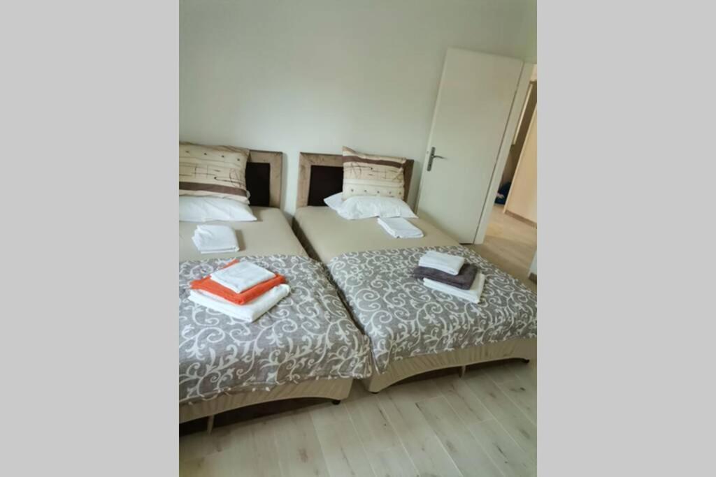 Apartman Danica Χέρτσεγκ Νόβι Εξωτερικό φωτογραφία